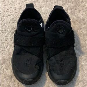 Used Nike Huarache size 12